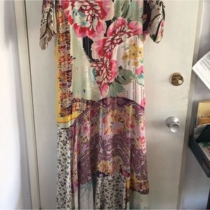 Jonny Was beautiful silk floral maxi dress with pockets and short sleeves.